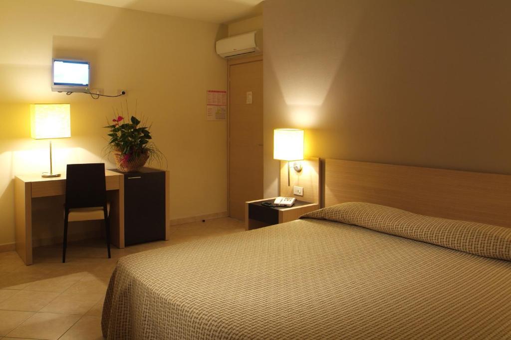 Hotel San Giuan ألغيرو الغرفة الصورة